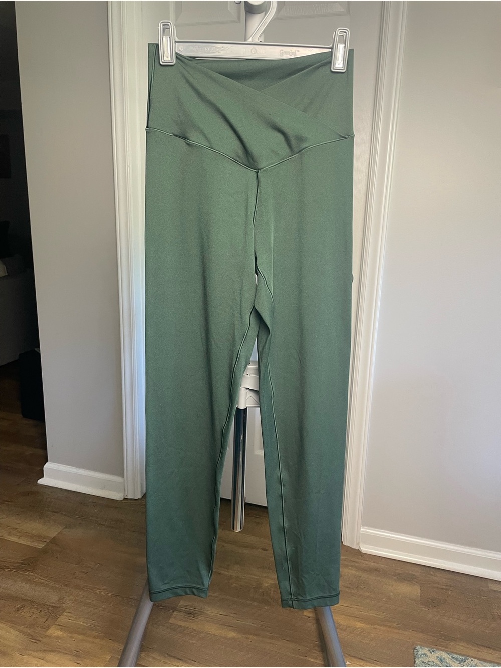 Aerie Offline Green Leggings